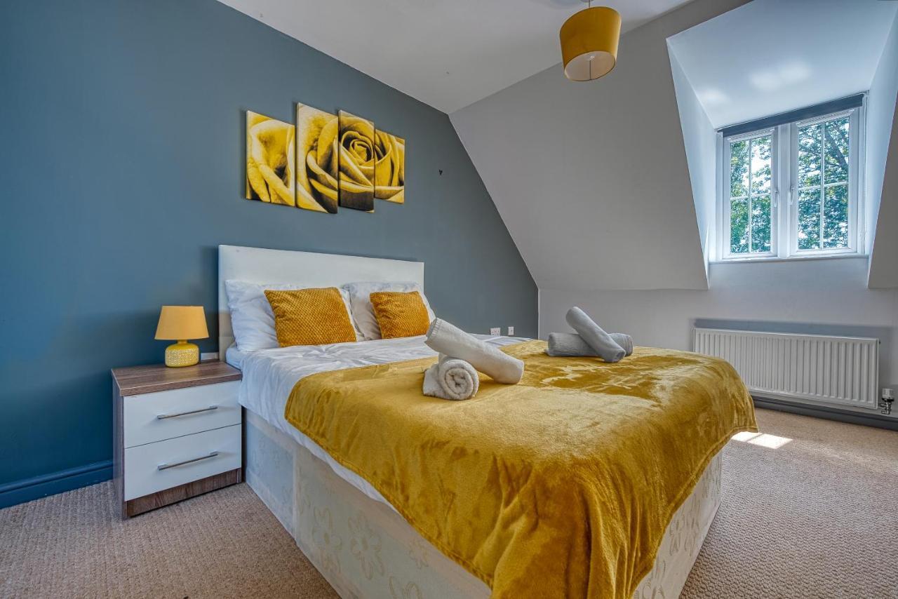 Nec Exhibitor Home, Stay Near Birmingham Airport エクステリア 写真