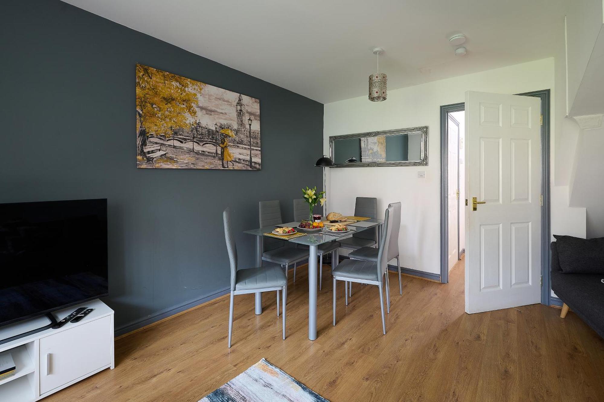 Nec Exhibitor Home, Stay Near Birmingham Airport エクステリア 写真