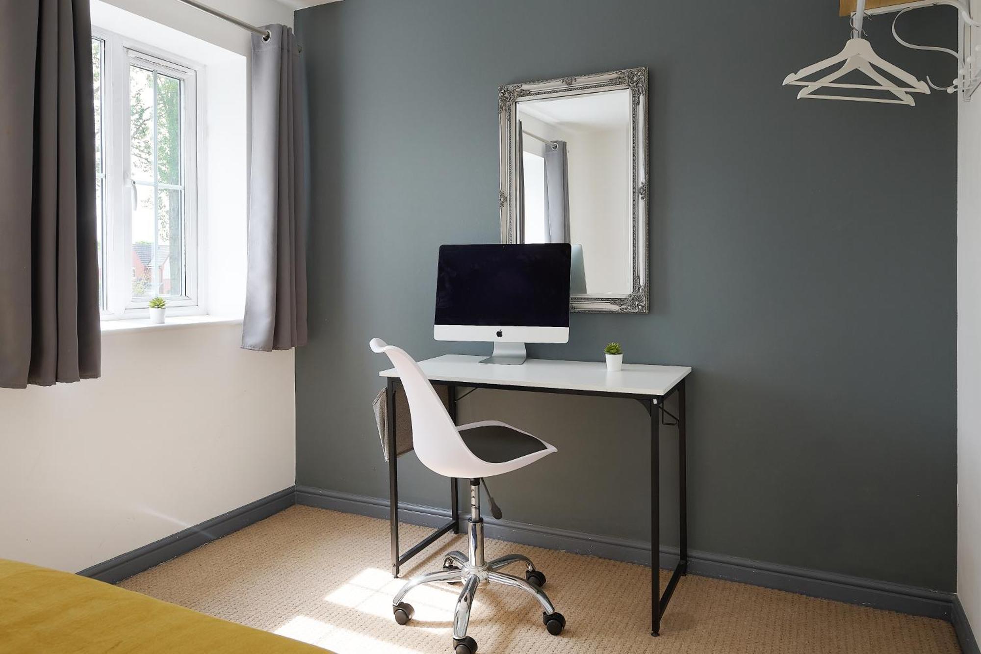 Nec Exhibitor Home, Stay Near Birmingham Airport エクステリア 写真