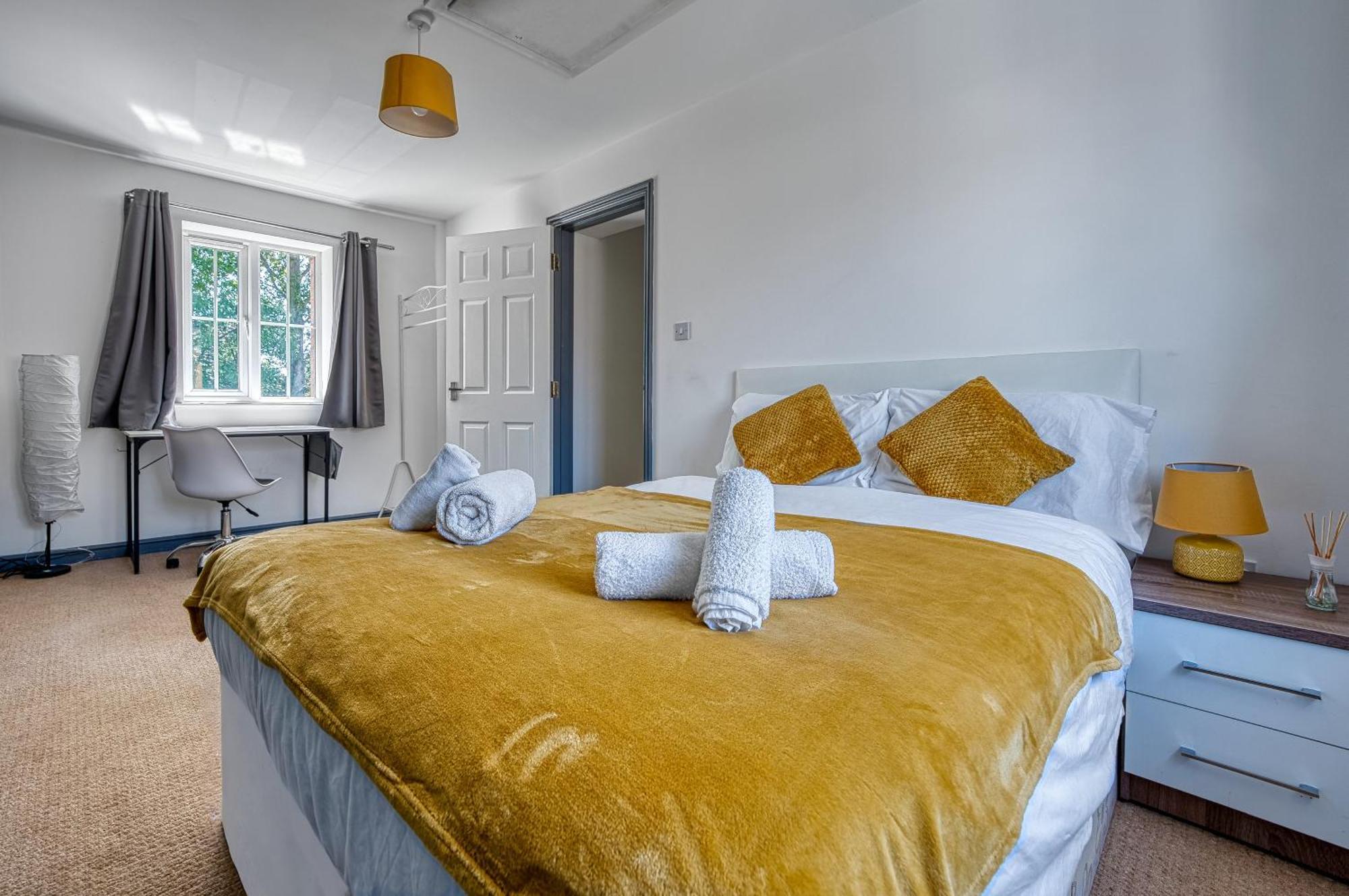 Nec Exhibitor Home, Stay Near Birmingham Airport エクステリア 写真