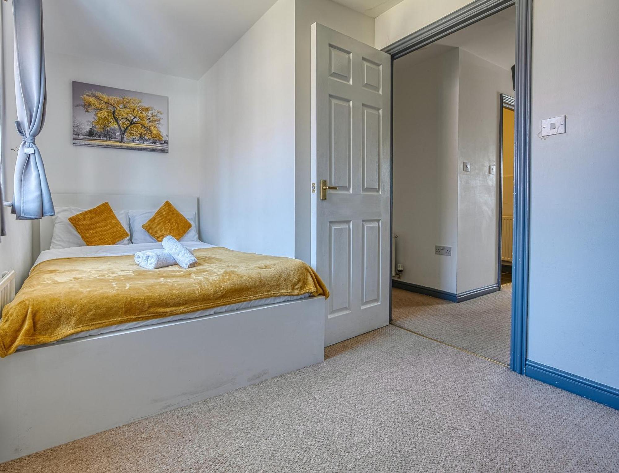 Nec Exhibitor Home, Stay Near Birmingham Airport エクステリア 写真